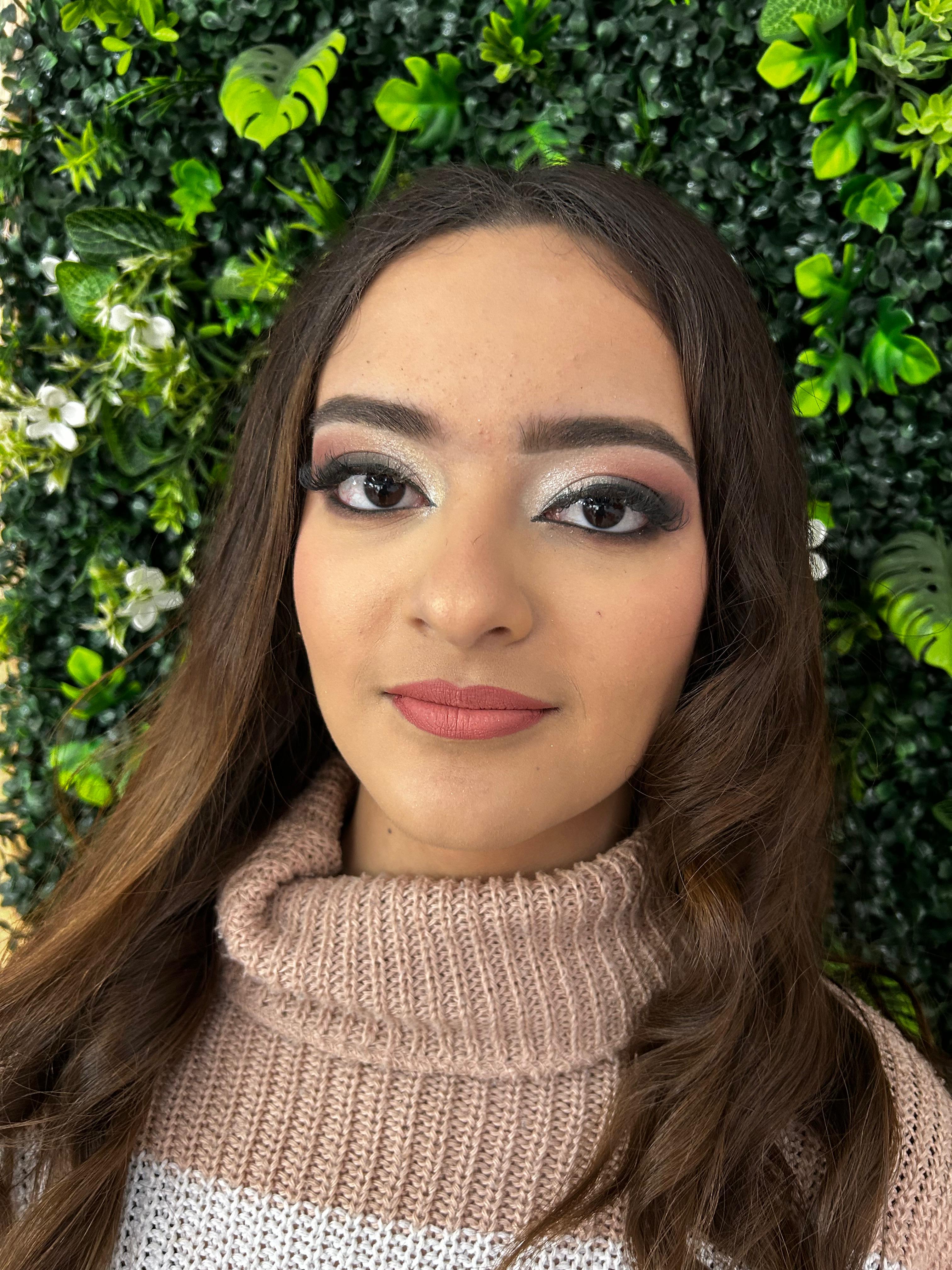 Penteado e Maquiagem